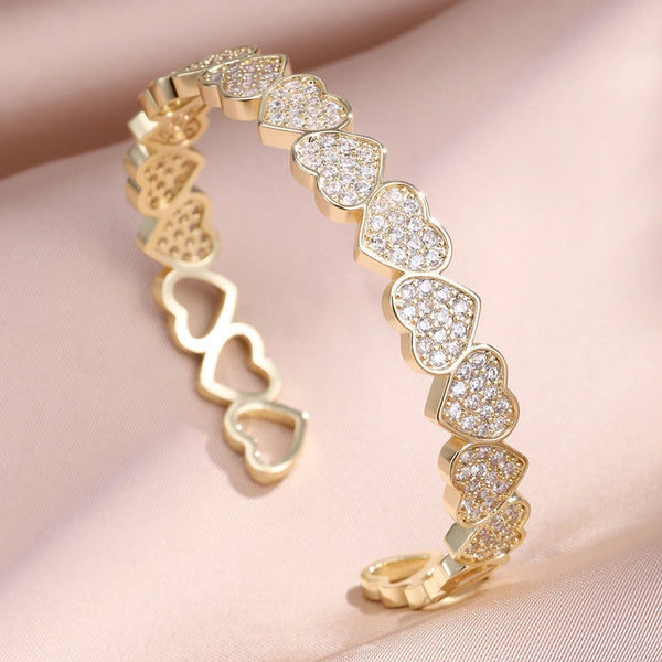 Exquisite Fashion Love Opening Bracelet Mosaic Flash Zircon, Suitable For Jewelry Worn By The Women's Dinner Party