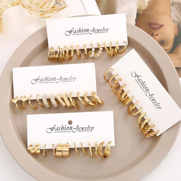 Creative and Minimalist Temperament, Women's Temperament Earrings, Metal Style Earrings, Atmospheric Pearl Earring Set